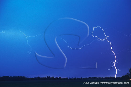 A cloud-to-ground lightning bolt with a rare loop