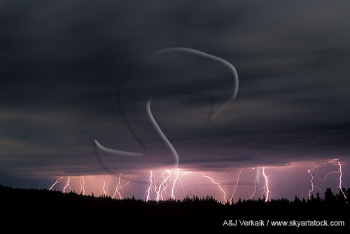 Distant multiple cloud-to-ground lightning strikes