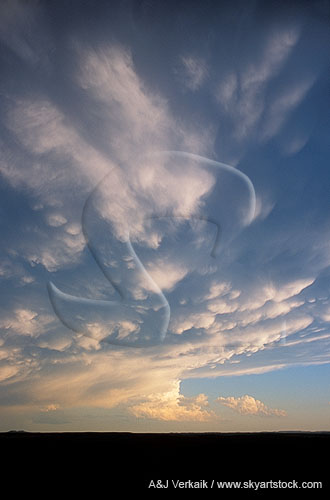 Mammatus clouds reveal the turbulence in a Cumulonimbus 