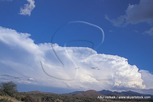 What do storm cloud formations mean? Signs of multicell structure.