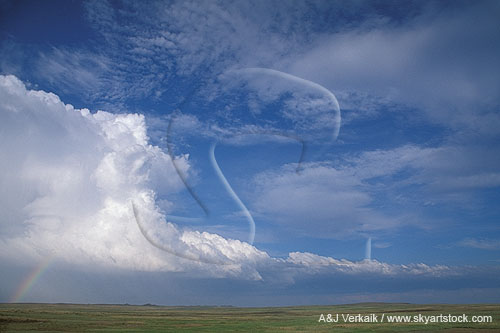 A storm cloud with structure which is simple but efficient