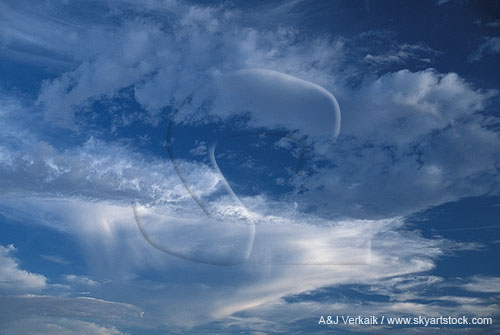 Abstract cloud texture with clouds, smooth and bubbly
