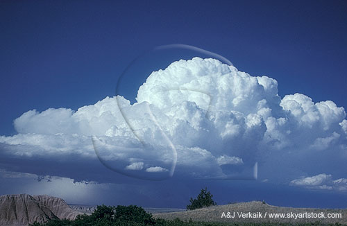 Cloud types: Cumulonimbus (storm clouds)