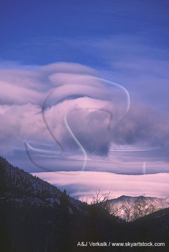 Orographic effects: smooth layered disks and tumbling rotor cloud