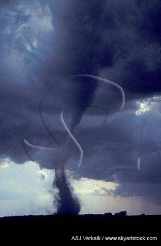 Tornado in mature stage, part of sequence