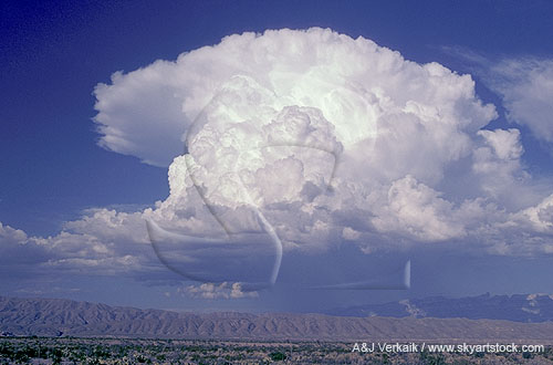 Cloud types, Cb: backside of a Cumulonimbus cloud