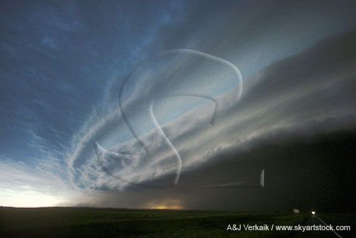 Multi-tiered Arcus cloud on an intense hail storm