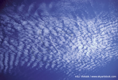 Pattern of cloud billows is a picture of perfection