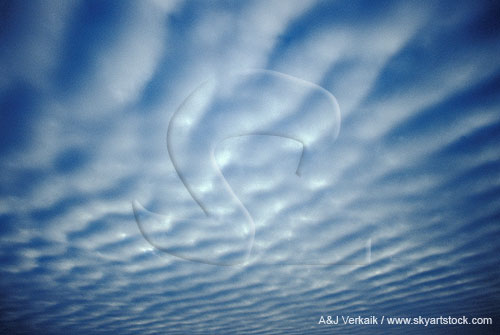 Abstract pattern of cloud billows.