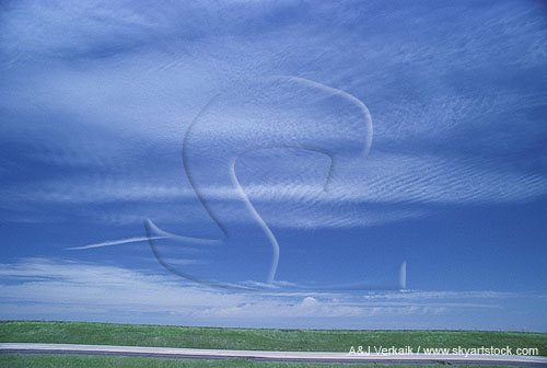 Cloud types, Cc: streaks and patches of Cirrocumulus clouds