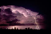Cloud types, Cb: Cumulonimbus cloud bank with lightning