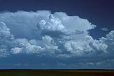 Cloud types, Cb: close view of a distant Cumulonimbus cloud type