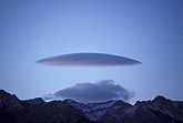 A rare perfect lenticular cloud with rotor: order and chaos in harmony