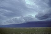 Gust front and shelf cloud on forward edge of a storm