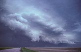 A storm gust front in transition to high-precipitation (HP) supercell