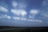 Clouds in transition by glaciation: atypical example of Cirrus Floccus